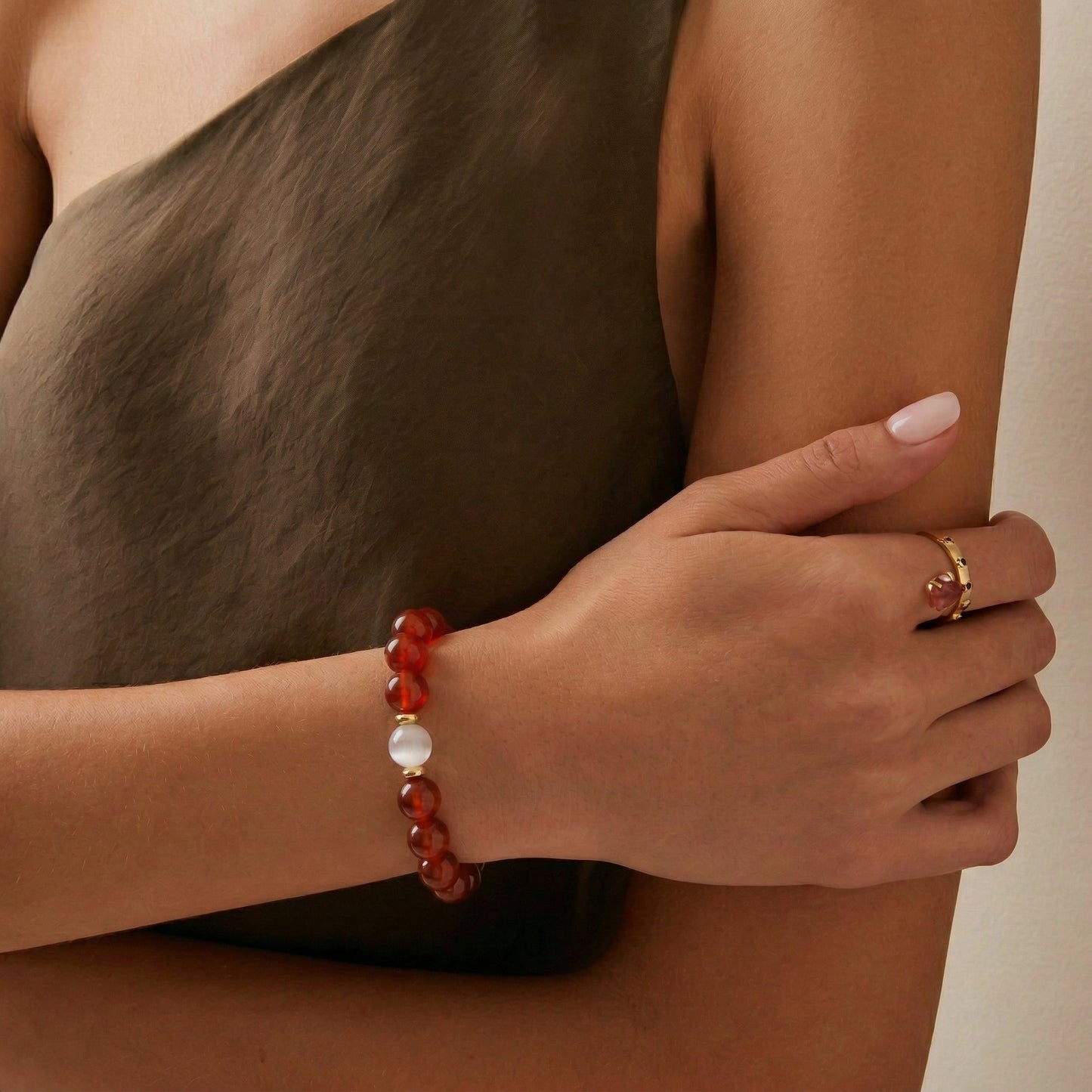 Graceful Fortune Agate Bracelet